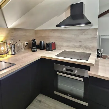 Magnifique, T2 Bis Spacieux & Calme, Neuf, Parking *