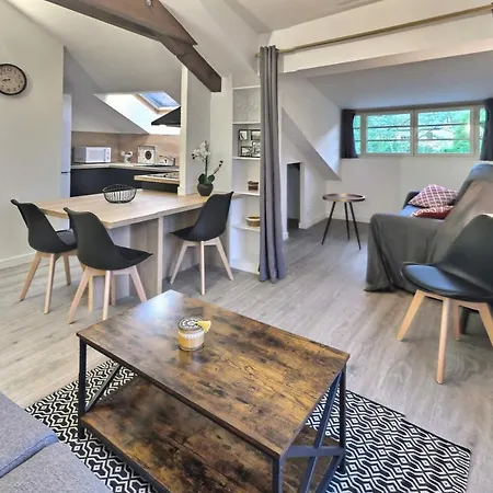 Apartment Magnifique, T2 Bis Spacieux & Calme, Neuf, Parking