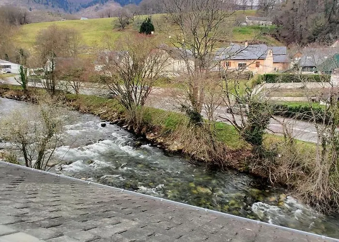 Magnifique, T2 Bis Spacieux & Calme, Neuf, Parking *